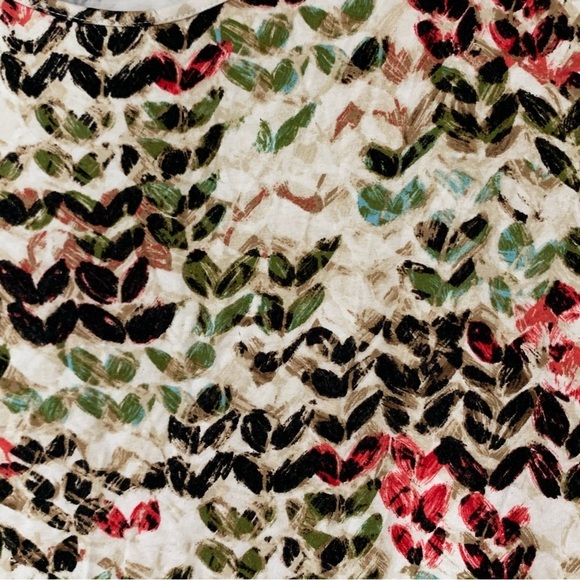 J. Jill Wearever Collection scoop neck multi abstract leaf top. Size L - Picture 4 of 9